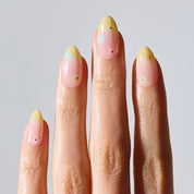 (Pre-Order Ships Out After 4/24) Daisy Sprinkle [Medium Oval]