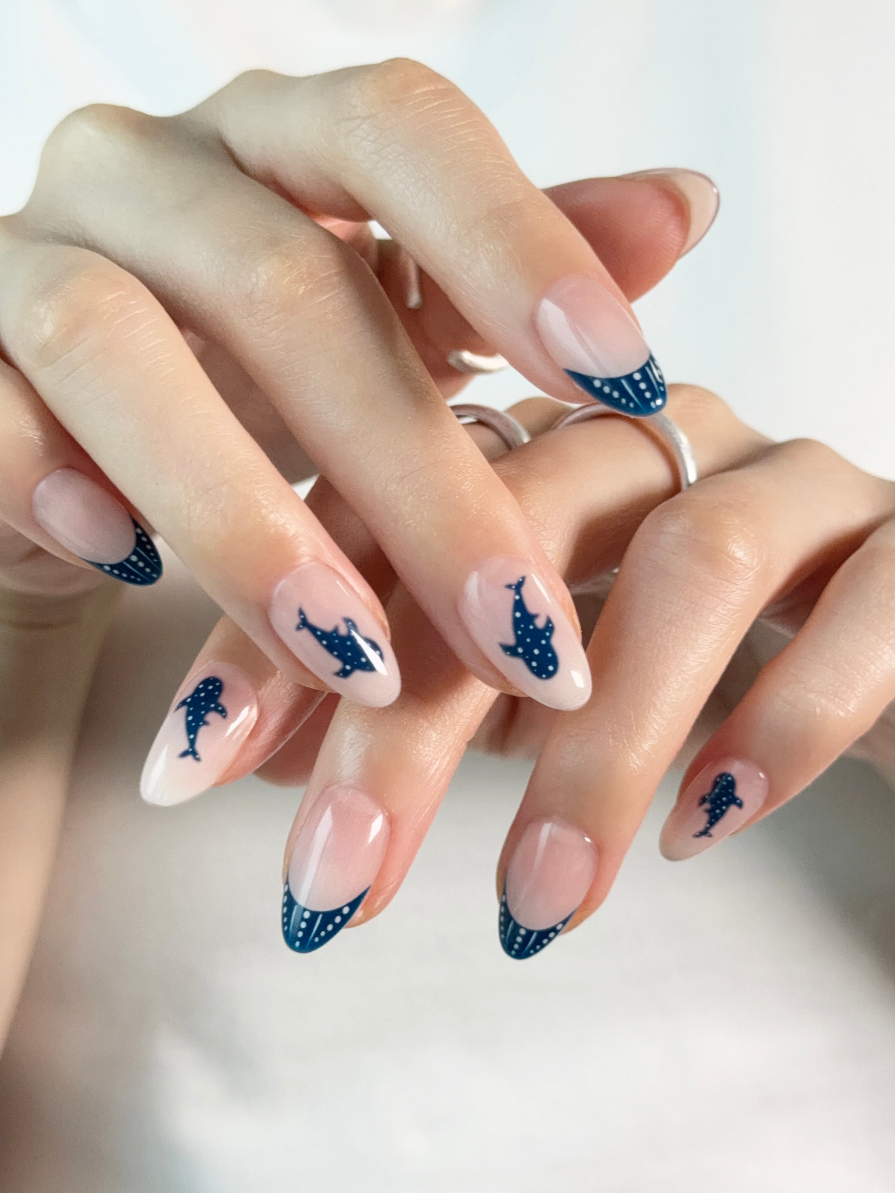 NP Ocean Tale [Medium Oval]