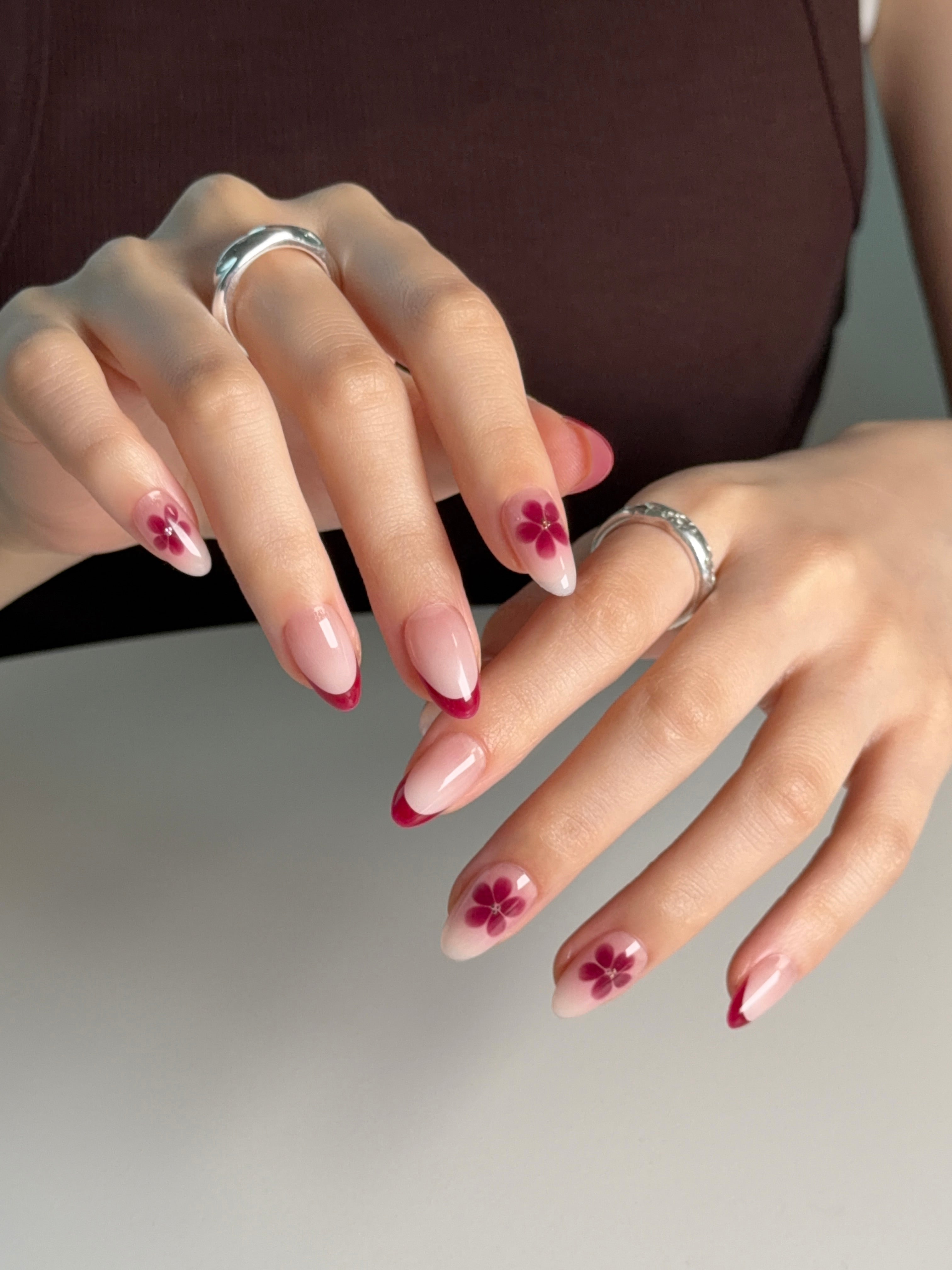 NP Hibiscus Island [Medium Oval]